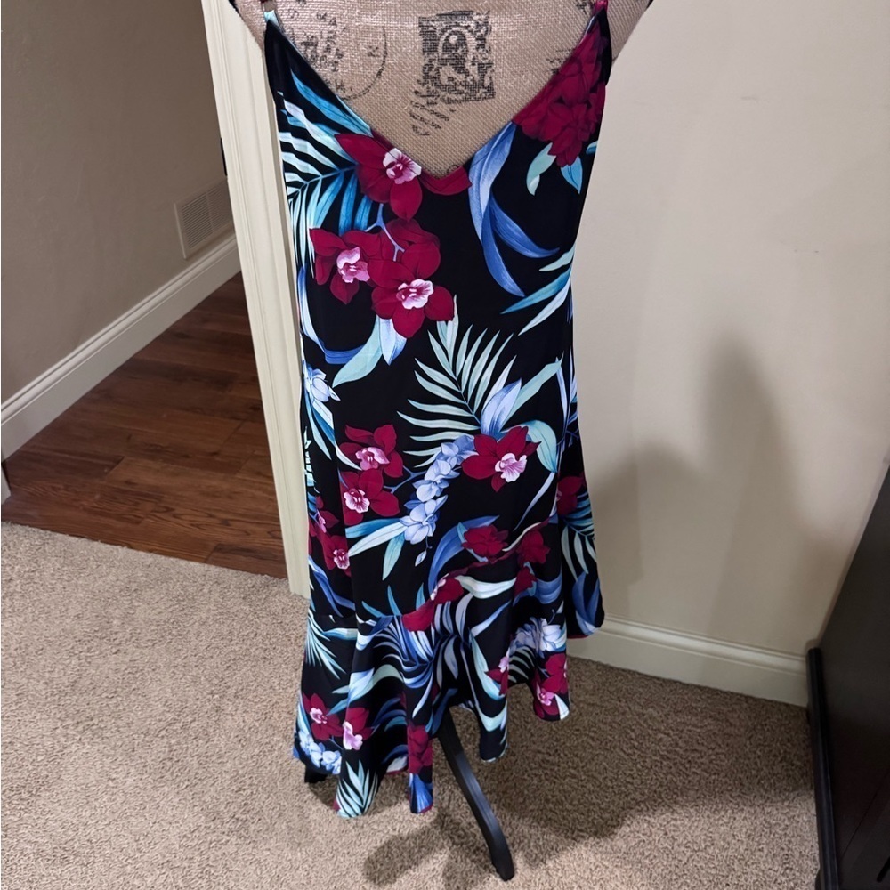 Tommy Bahama Black Dress with Vibrant Floral Design Sz s - Picture 2 of 7